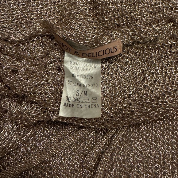 Metallic Knit 2-Piece Set (Top + Skirt) ✨ Size S/M - Picture 9 of 9